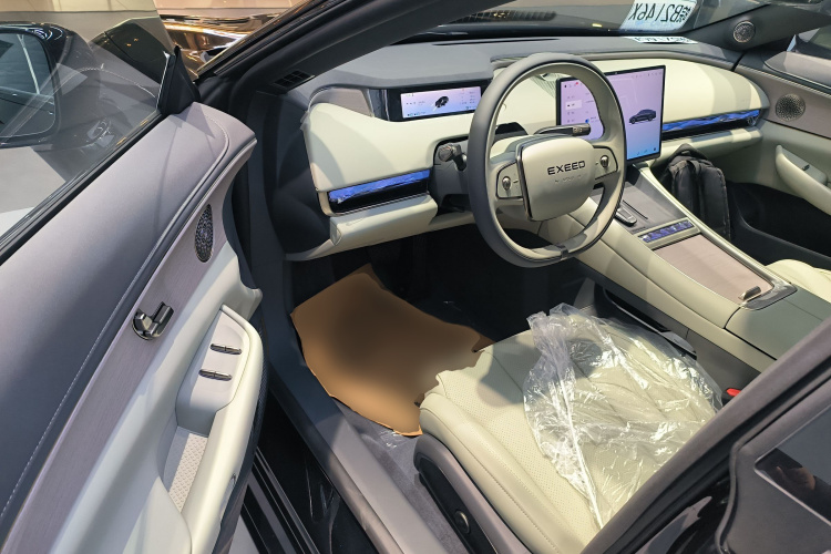 Exceed Stellar Era ES 2025 immagine di auto #12