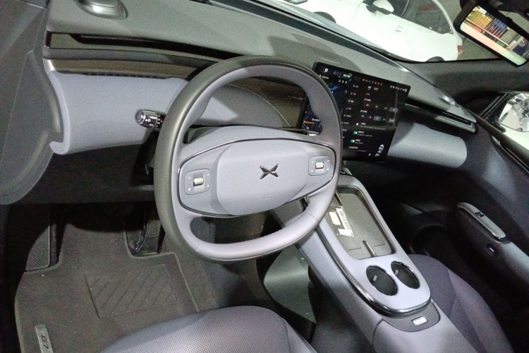 Xpeng G7 2025 #12 Xpeng G7 2025 car image #12