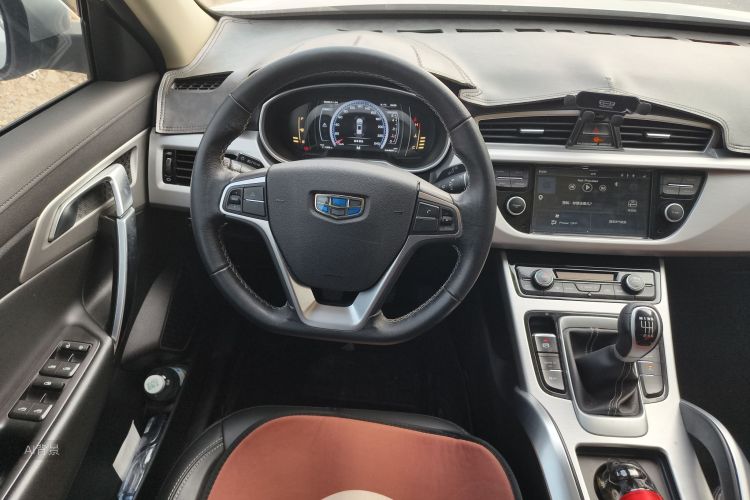 GEELY Boyue 2017 car image #12