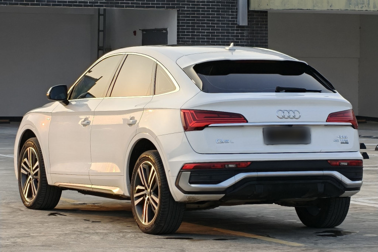 Audi Q5L Sportback 2021 #12 Audi Q5L Sportback 2021 immagine di auto #12