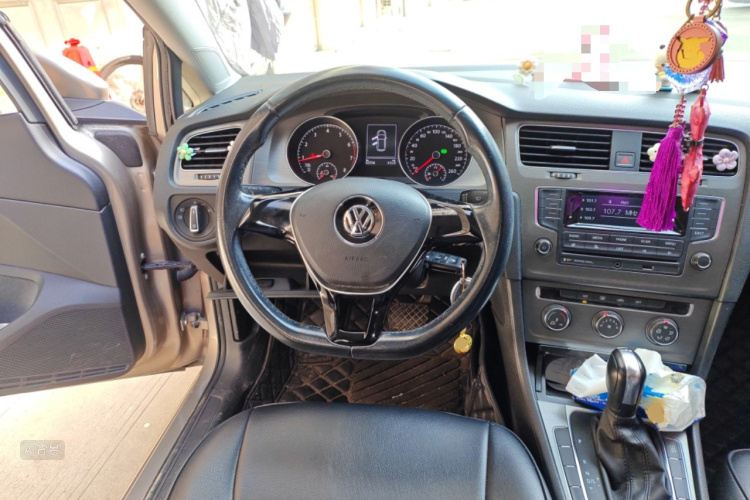 Volkswagen Golf 2015 immagine di auto #12