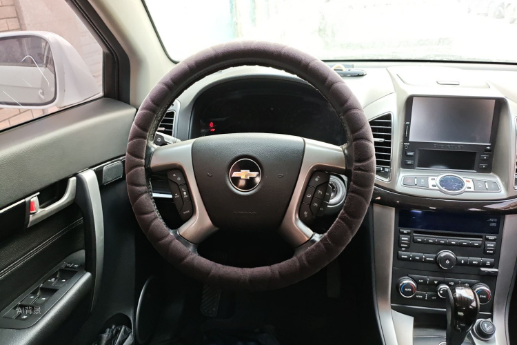 Chevrolet Captiva 2015 #12 Chevrolet Captiva 2015 car image #12