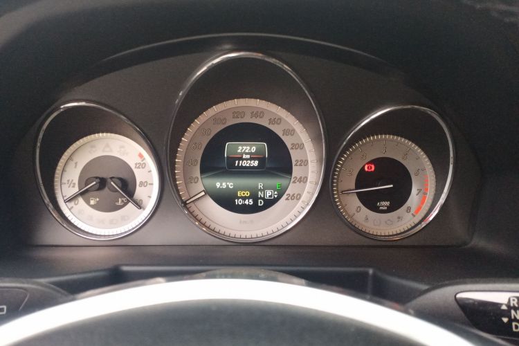 Mercedes-Benz GLK Class 2015 car image #12