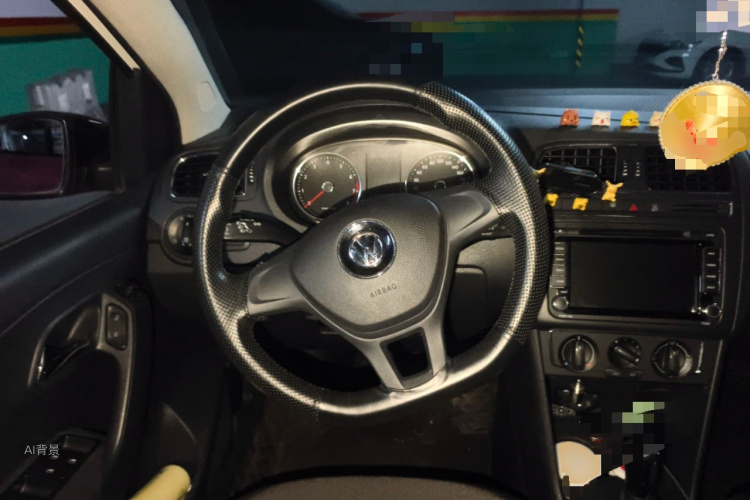 Polo 2015 car image #12