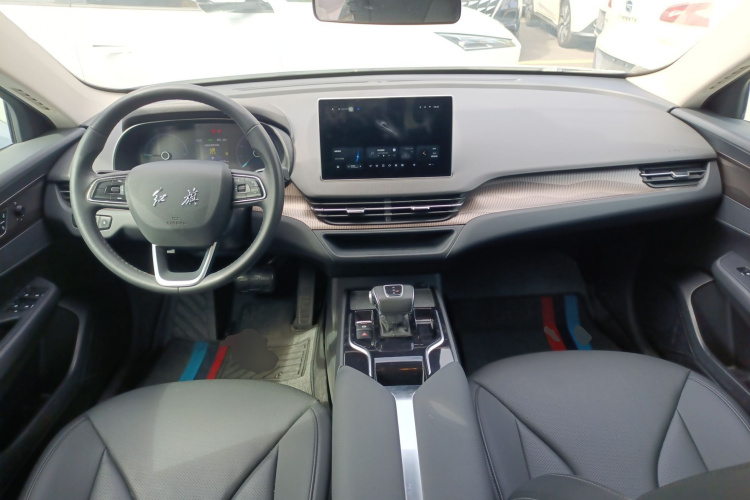 HongQi E-QM5 2024 car image #12