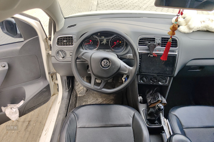 Polo 2015 #12 Polo 2015 car image #12