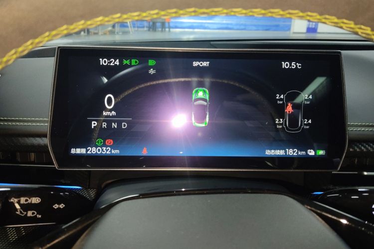 哪吒汽车 哪吒GT 2023 #12 哪吒汽车 哪吒GT 2023 汽车图片 #12