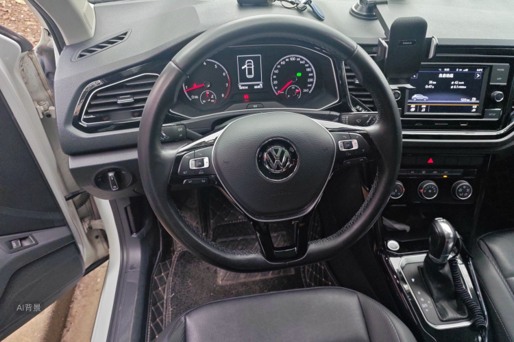 T-Roc 2019 car image #12
