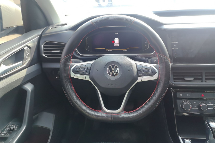 Volkswagen Tacqua 2023 #12 Volkswagen Tacqua 2023 car image #12