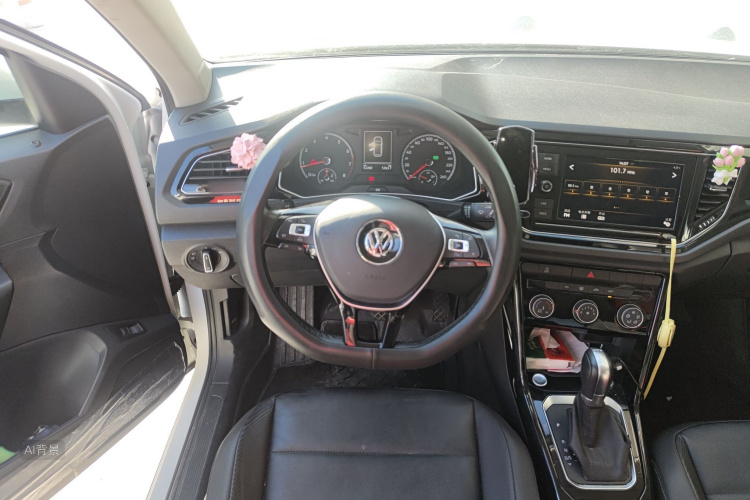 T-Roc 2019 car image #12
