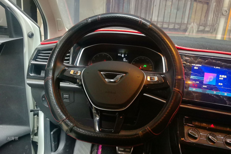 VS5 2021 car image #12