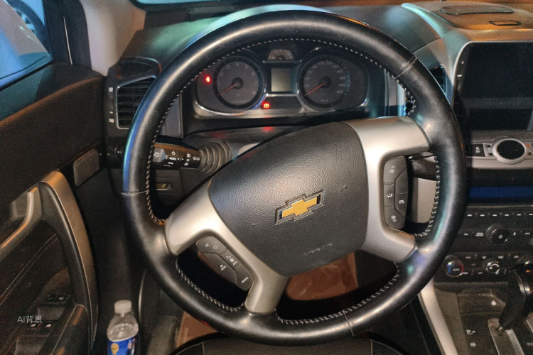 Chevrolet Captiva 2017 car image #12