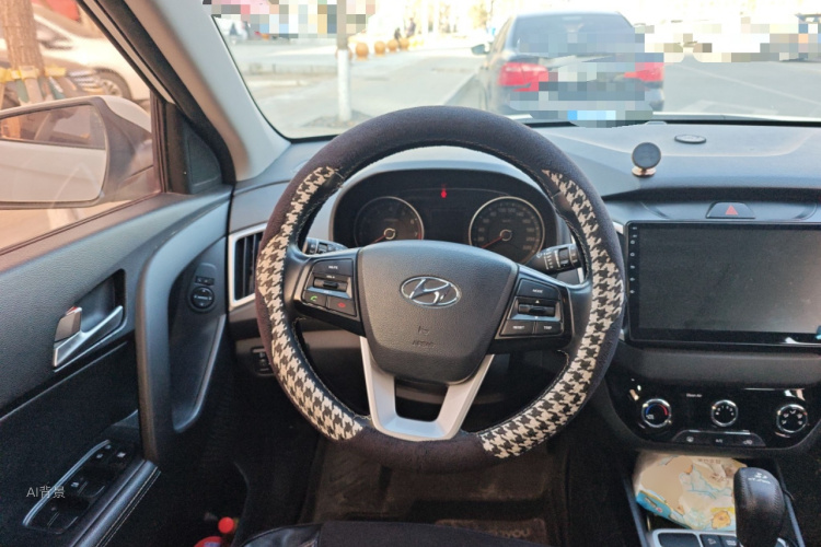 Hyundai ix25 2019 car image #12