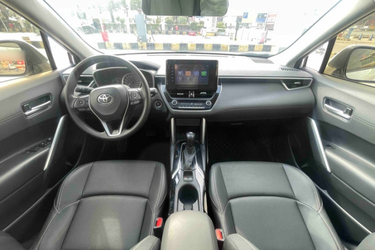 Toyota Frontlander 2022 car image #12