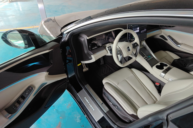 Denza Z9 2024 #12 Denza Z9 2024 immagine di auto #12