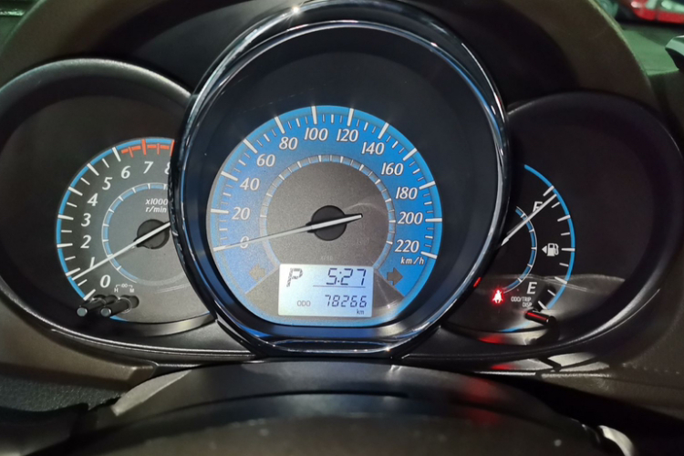 Toyota Yaris L Zhixuan 2015 imagem de carro #12