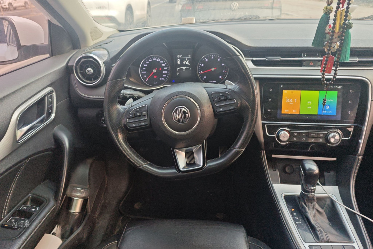 MG 6 2019 car image #12