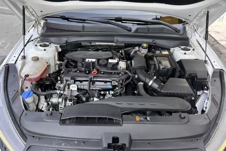 起亚 起亚K5 2022 汽车图片 #12