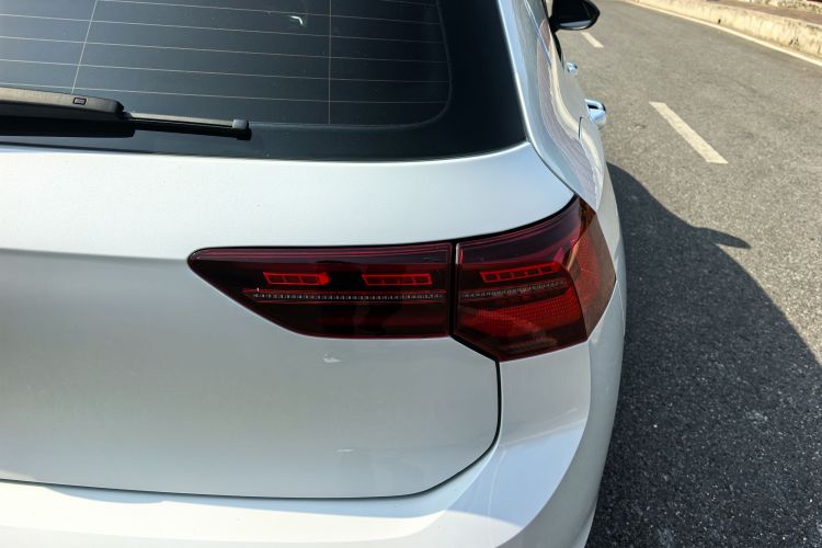 Volkswagen GolfGTI 2023 #12 Volkswagen GolfGTI 2023 car image #12