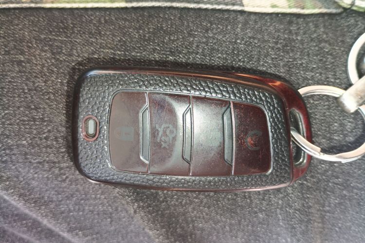 Changan CS95 2017 car image #12