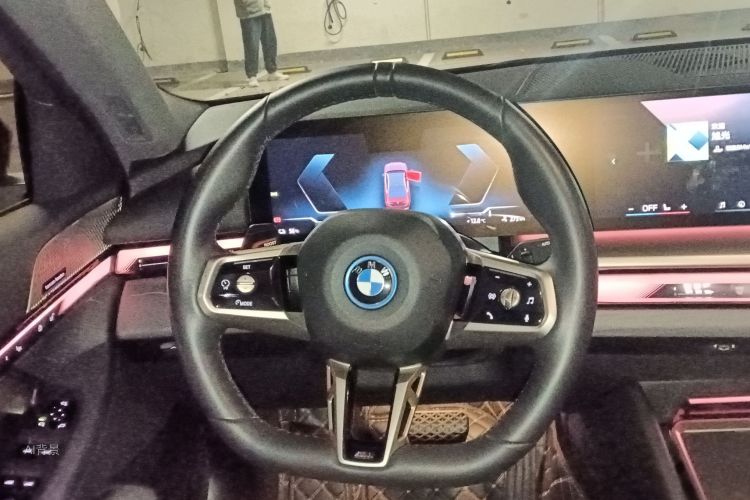 BMW i5 2024 image de voiture #12