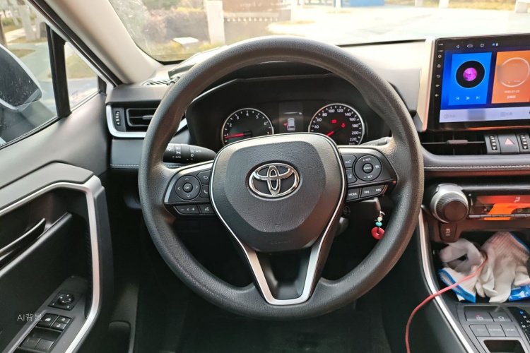 Toyota RAV4 2023 #12 Toyota RAV4 2023 car image #12