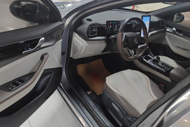 BYD Qin Plus 2023 imagem de carro #12