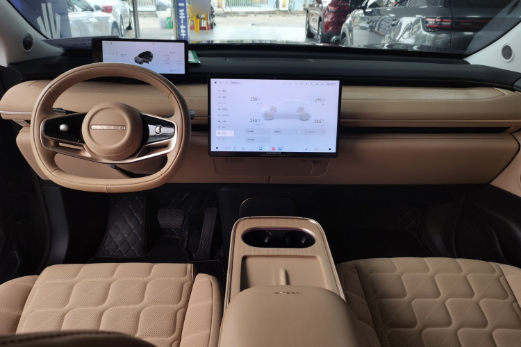 Exceed Stellar Era ET 2024 car image #12