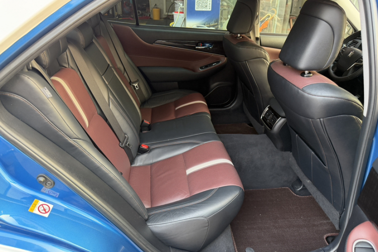 丰田 皇冠 2017 汽车图片 #12