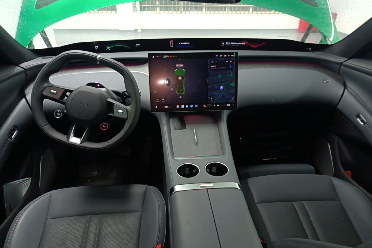 MI YU7 2025 car image #12