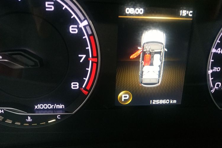 GEELY Coolray 2019 car image #12