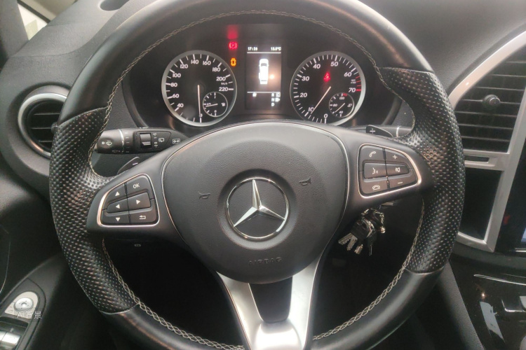 Mercedes-Benz Vito 2018 immagine di auto #12