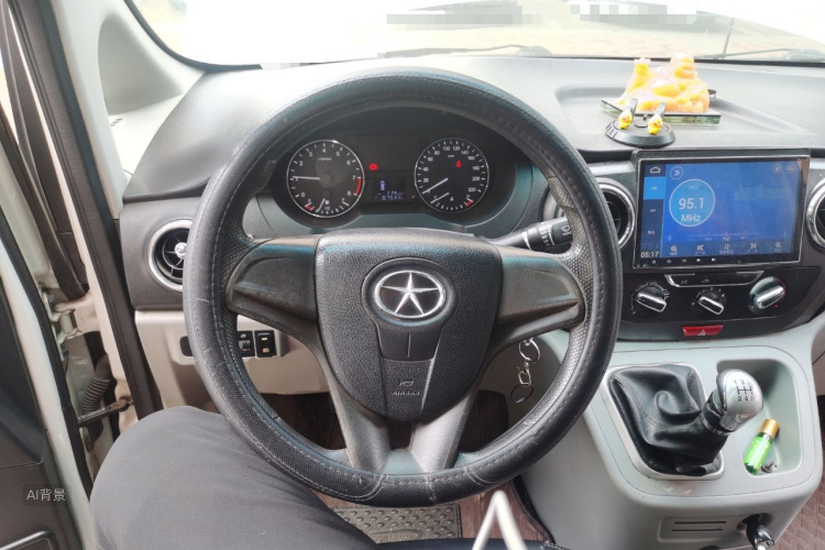 JAC 2015 #12 JAC 2015 car image #12