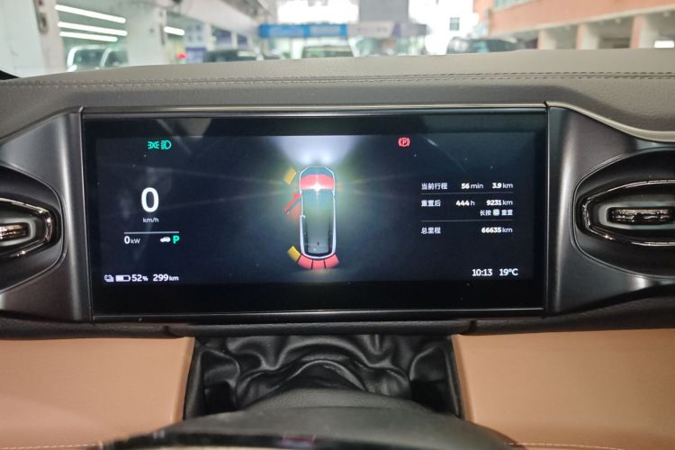 NIO ES8 2022 car image #12