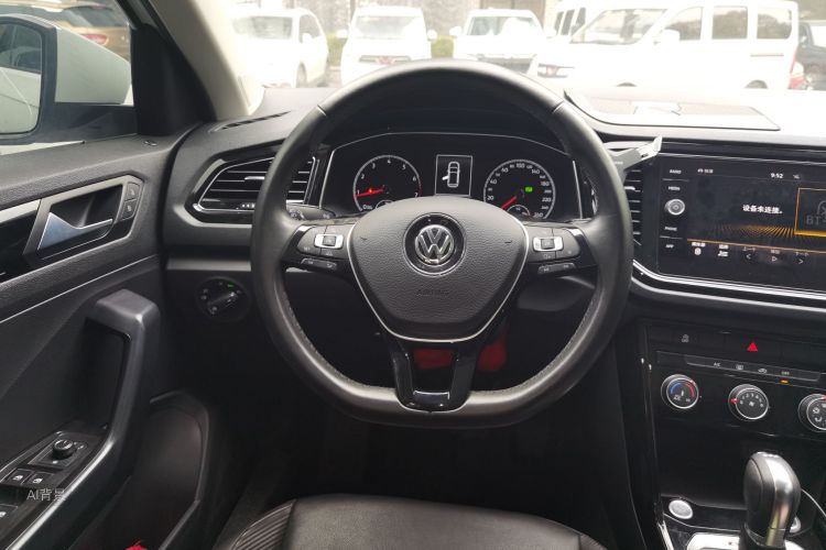 T-Roc 2019 car image #12