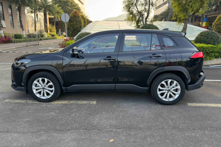 Toyota Frontlander 2023 #12 Toyota Frontlander 2023 immagine di auto #12