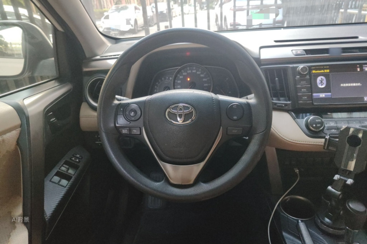 Toyota RAV4 2015 car image #12