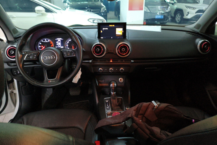 奥迪 奥迪A3 2017 汽车图片 #12