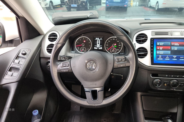 Volkswagen Tiguan 2018 #12 Volkswagen Tiguan 2018 car image #12
