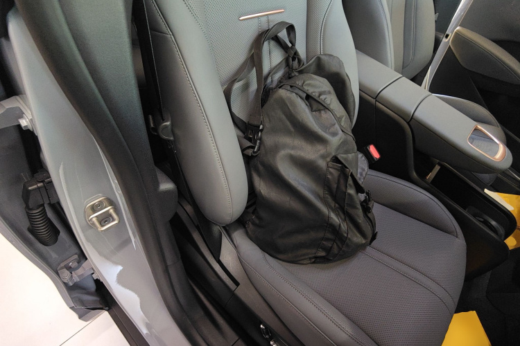 Zeekr X 2025 car image #12