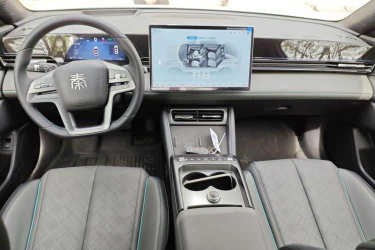 BYD Qin L 2025 car image #12