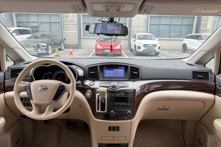 日产 贵士 2018 汽车图片 #12