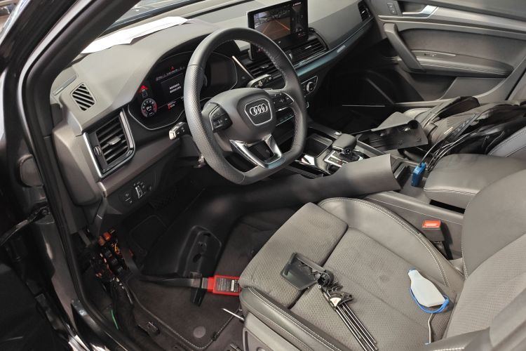 Audi Q5L Sportback 2021 car image #12