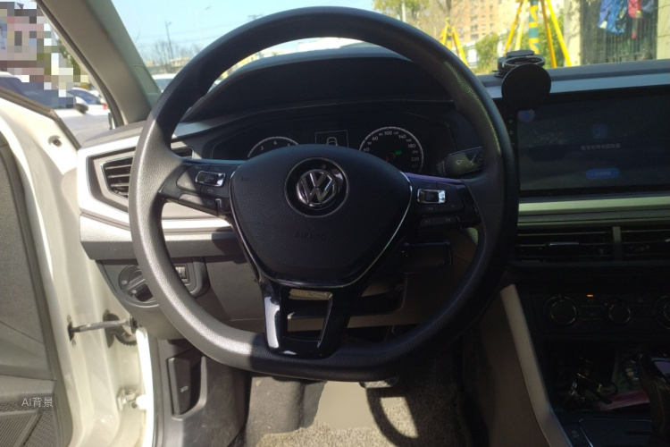 Volkswagen Polo 2020 car image #12