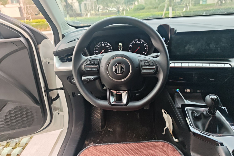 MG 5 2025 car image #12