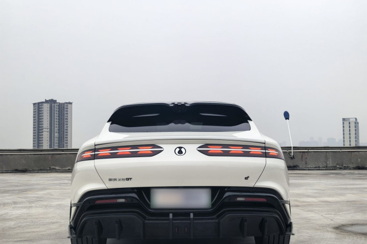 Denza Z9GT 2025 #12 Denza Z9GT 2025 car image #12