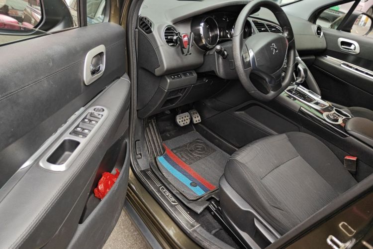 Peugeot 3008 2016 immagine di auto #12