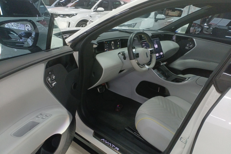 Avatr 11 2023 #12 Avatr 11 2023 car image #12