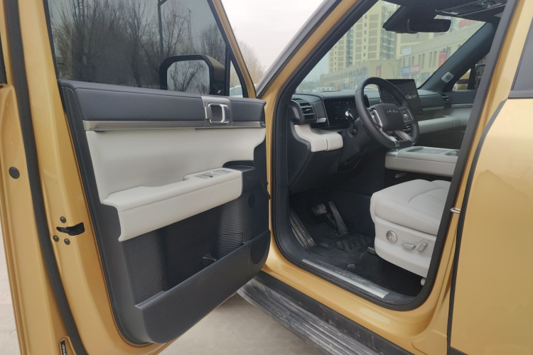 FangChengBao Tiger 7 2025 #12 FangChengBao Tiger 7 2025 car image #12