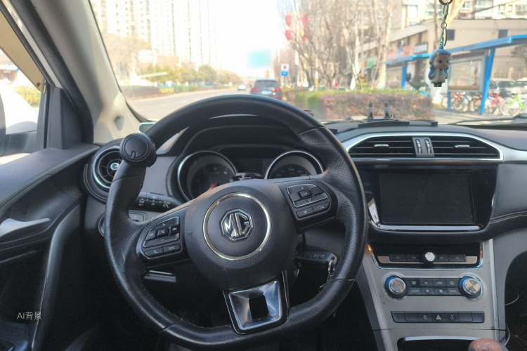 MG GS 2018 car image #12